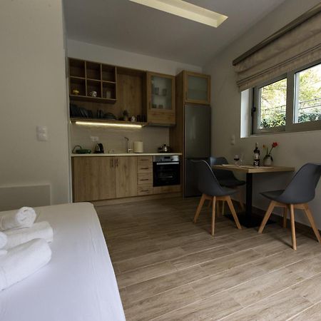 Wonderlust Apartment Close To Sea Α1 กาลามาตา ภายนอก รูปภาพ